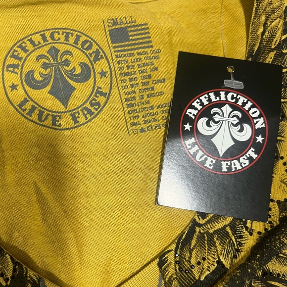 Affliction Women’s T-Shirt - Picture 13 of 13